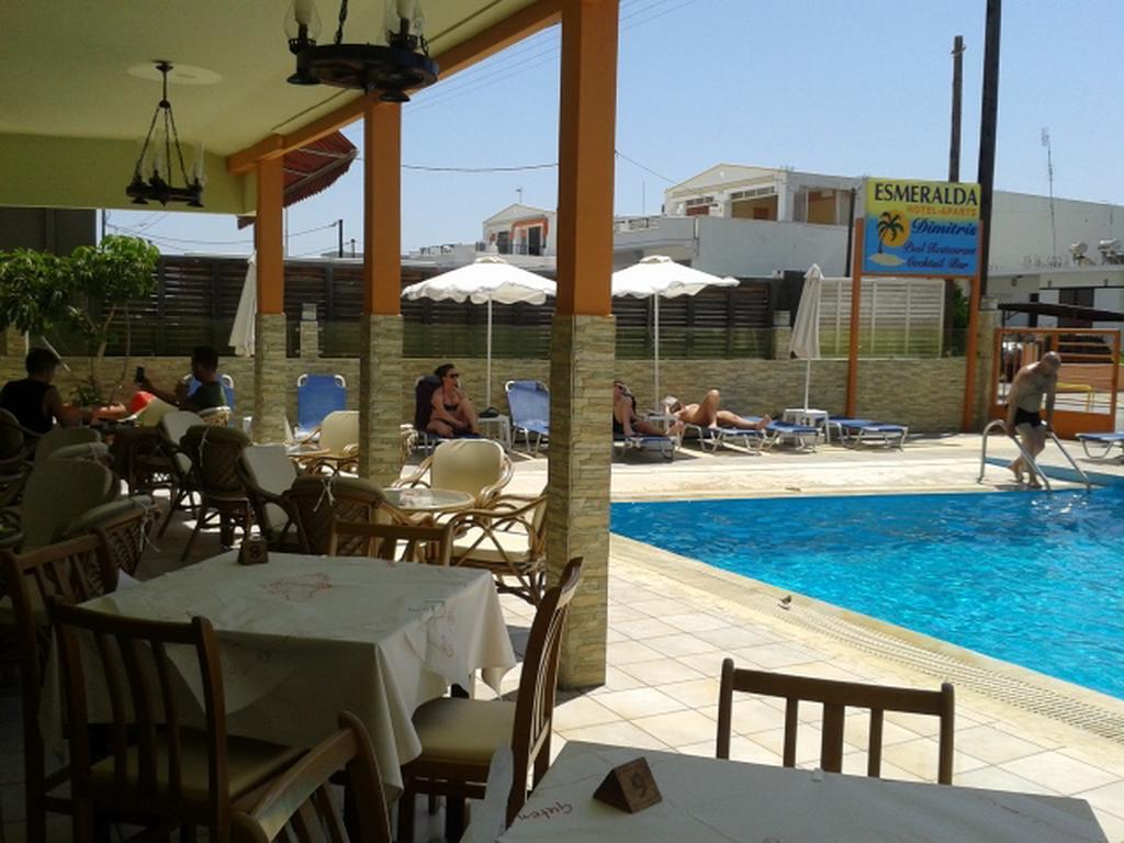 Esmeralda Hotel Kremastí Exteriör bild